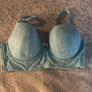 Victoria Secret 36DD